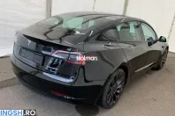 Tesla Model 3 din 2023 cu 53.000 km - oferta TES252020 - foto 6