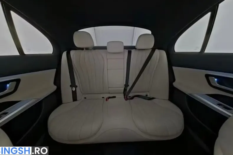 Mercedes-Benz E 220 (Clasa E) din 2025 cu 24.700 km - oferta MER252023 - foto 5