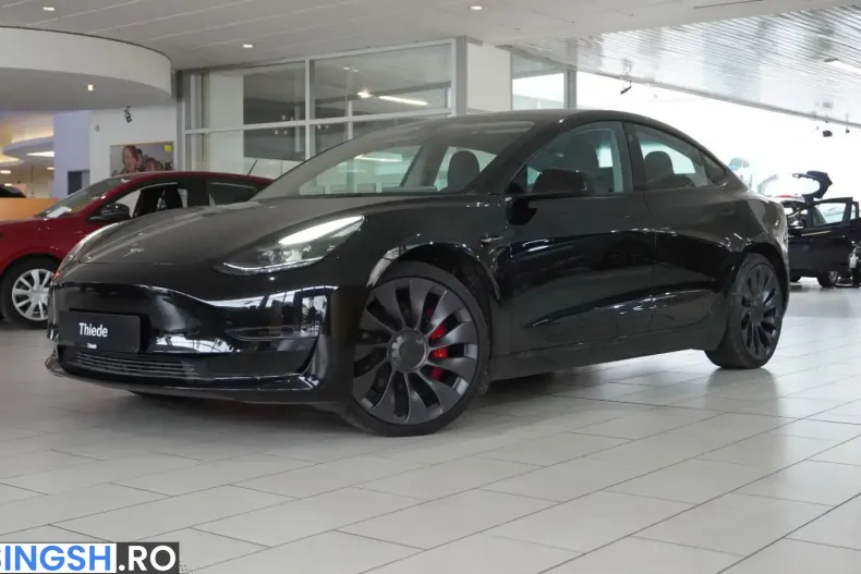Tesla Model 3 din 2023 cu 31.990 km - oferta TES252028 - foto 1