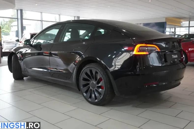 Tesla Model 3 din 2023 cu 31.990 km - oferta TES252028 - foto 2