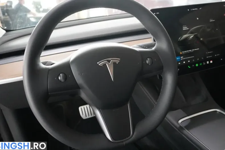Tesla Model 3 din 2023 cu 31.990 km - oferta TES252028 - foto 5