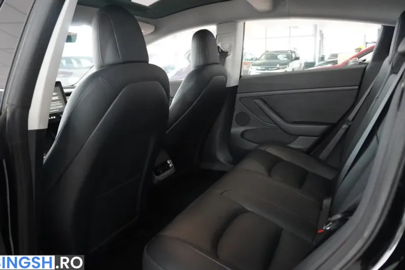 Tesla Model 3 din 2023 cu 31.990 km - oferta TES252028 - foto 7
