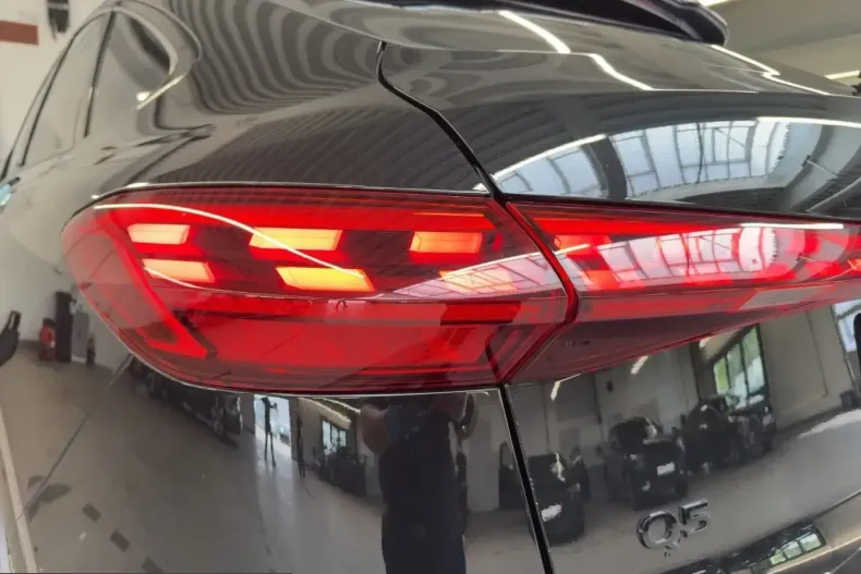Audi Q5 din 2025 cu 9.999 km - oferta AUD252034 - foto 15