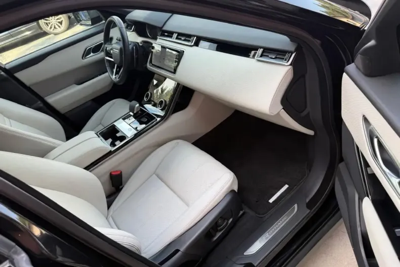 Land Rover Range Rover Velar din 2023 cu 149.989 km - oferta LAN252045 - foto 7