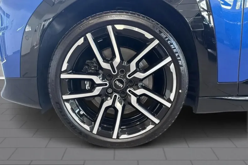 MINI Aceman SE din 2025 cu 29.596 km - oferta MIN252051 - foto 6
