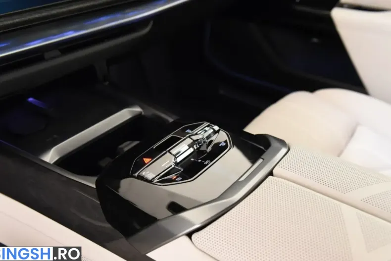 BMW 740 (Seria 7) din 2026 cu 51 km - oferta BMW252052 - foto 14