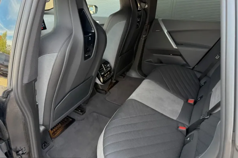 BMW iX din 2025 cu 23.690 km - oferta BMW252069 - foto 26
