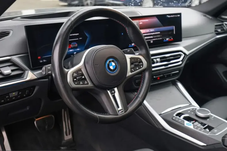 BMW i4 (Seria 4) din 2023 cu 60.597 km - oferta BMW252075 - foto 30