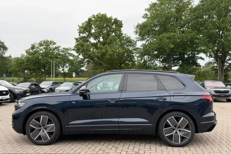 Volkswagen Touareg din 2024 cu 39.845 km - oferta VOL252078 - foto 5
