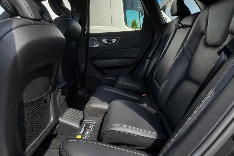 Volvo XC60 din 2024 cu 20.170 km - oferta VOL252083 - foto 38