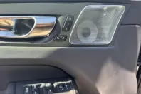 Volvo XC60 din 2024 cu 20.170 km - oferta VOL252083 - foto 43