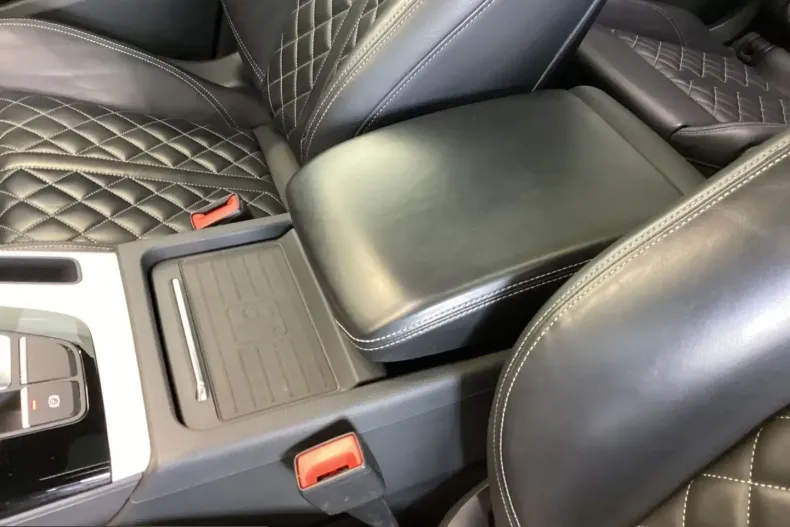 Audi Q5 din 2024 cu 70.889 km - oferta AUD252098 - foto 19