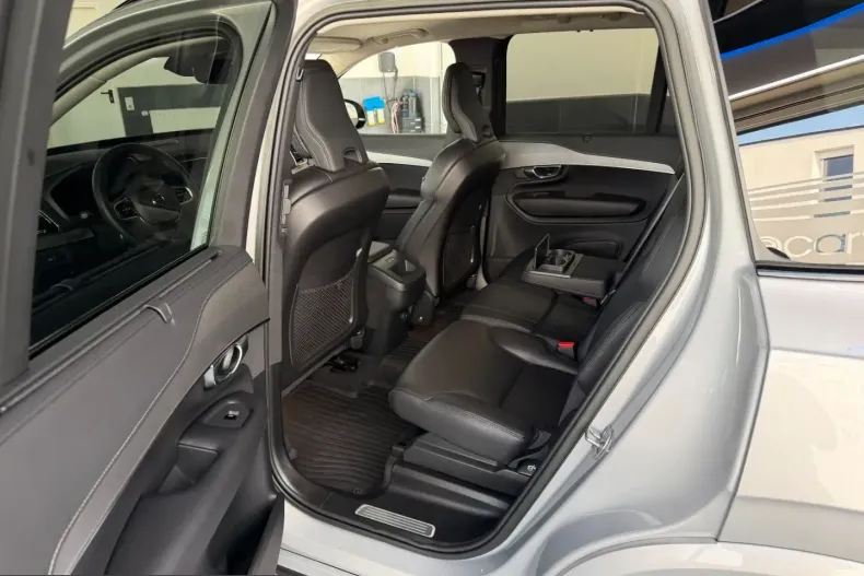 Volvo XC90 din 2022 cu 31.000 km - oferta VOL252102 - foto 11