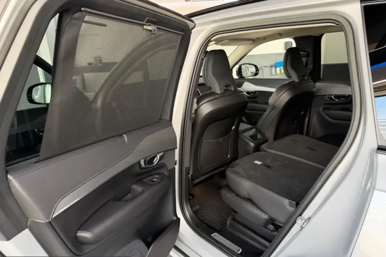 Volvo XC90 din 2022 cu 31.000 km - oferta VOL252102 - foto 12
