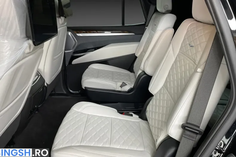 Cadillac Escalade Sport Platinum din 2026 cu 100 km - oferta CAD252103 - foto 7
