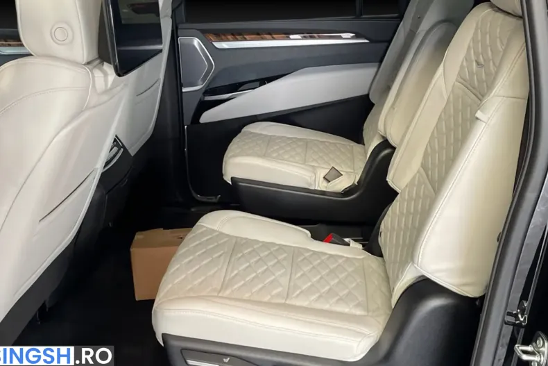 Cadillac Escalade Sport Platinum Long din 2026 cu 100 km - oferta CAD252106 - foto 9