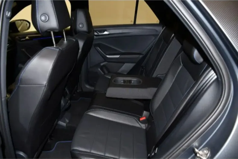 Volkswagen T-Roc din 2025 cu 12.950 km - oferta VOL252108 - foto 14