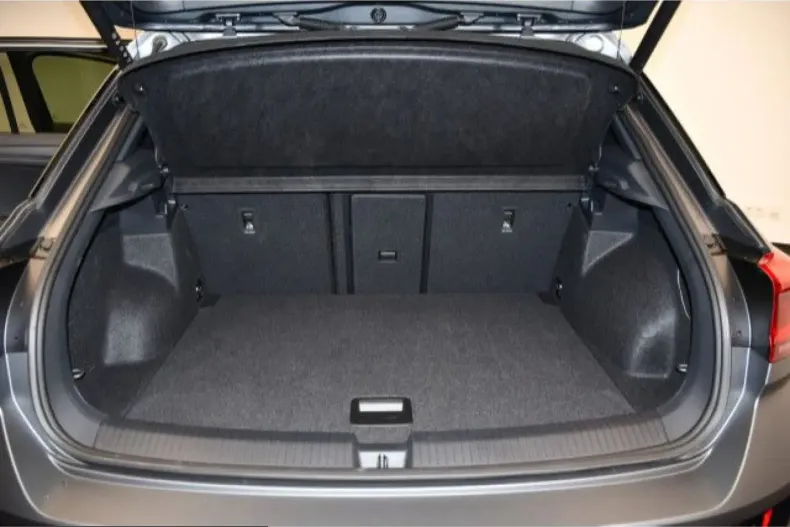 Volkswagen T-Roc din 2025 cu 12.950 km - oferta VOL252108 - foto 15