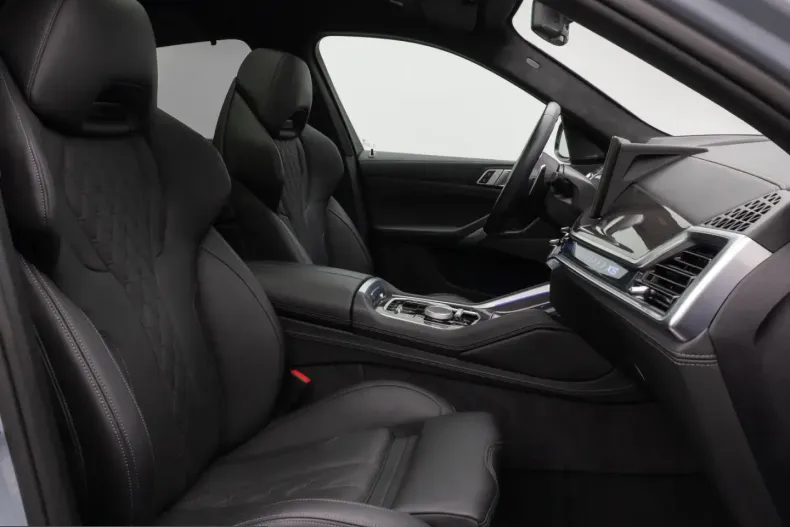 BMW X6 (Seria X) din 2024 cu 59.987 km - oferta BMW252109 - foto 24