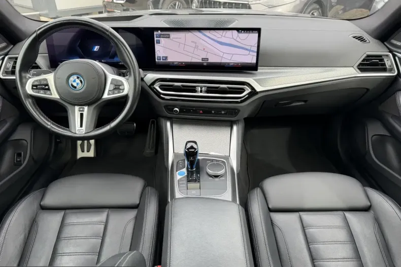 BMW i4 (Seria 4) din 2022 cu 74.198 km - oferta BMW252114 - foto 3