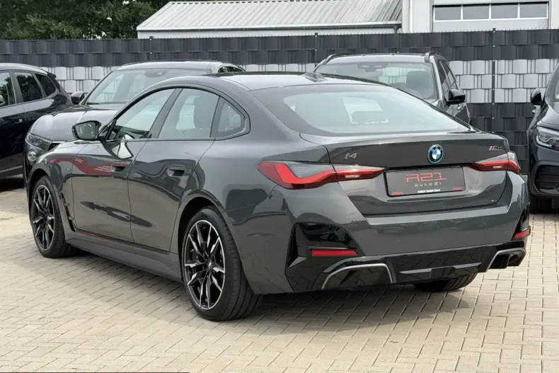BMW i4 (Seria 4) din 2022 cu 74.198 km - oferta BMW252114 - foto 6