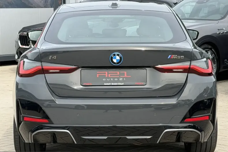 BMW i4 (Seria 4) din 2022 cu 74.198 km - oferta BMW252114 - foto 17