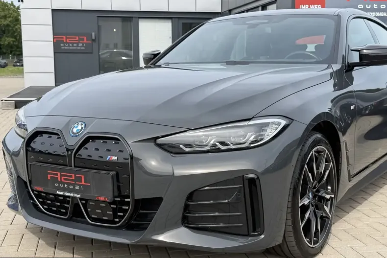 BMW i4 (Seria 4) din 2022 cu 74.198 km - oferta BMW252114 - foto 24