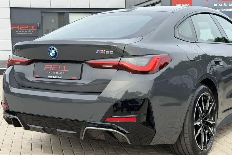 BMW i4 (Seria 4) din 2022 cu 74.198 km - oferta BMW252114 - foto 25