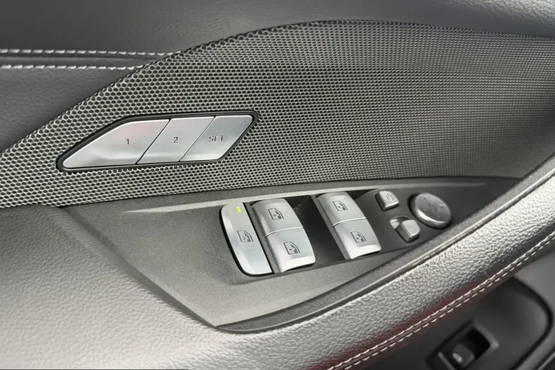 BMW i4 (Seria 4) din 2022 cu 74.198 km - oferta BMW252114 - foto 27