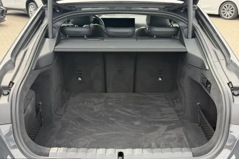 BMW i4 (Seria 4) din 2022 cu 74.198 km - oferta BMW252114 - foto 28