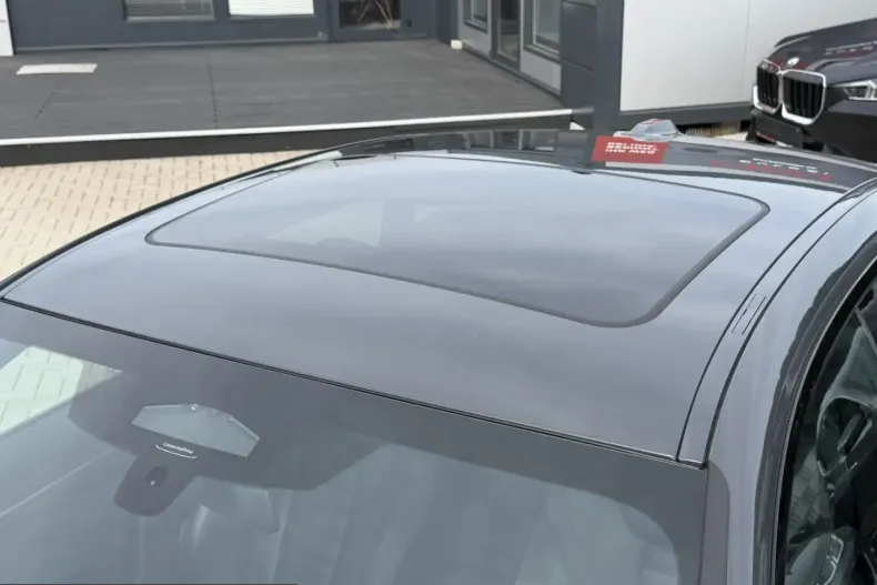 BMW i4 (Seria 4) din 2022 cu 74.198 km - oferta BMW252114 - foto 33