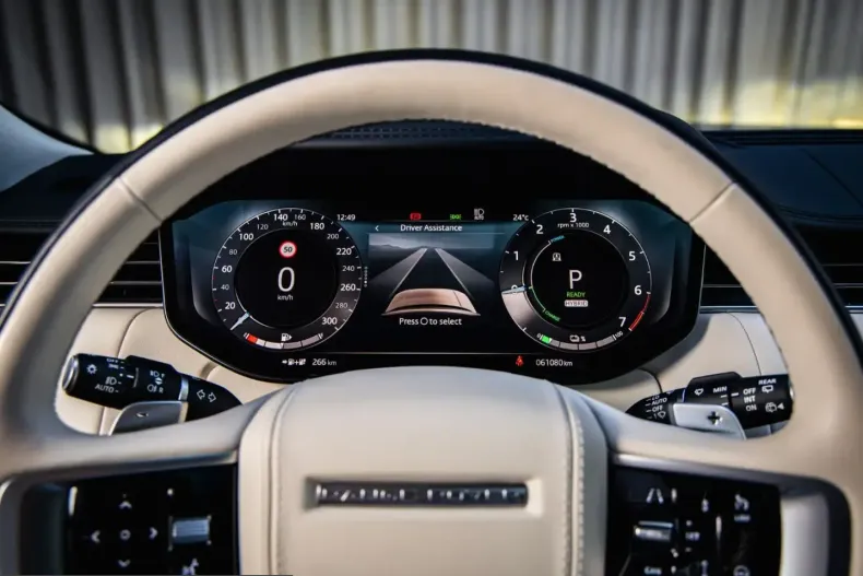 Land Rover Range Rover din 2023 cu 61.000 km - oferta LAN252122 - foto 15
