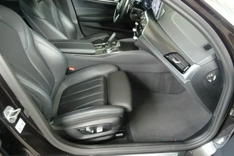 BMW 545 (Seria 5) din 2022 cu 83.050 km - oferta BMW252123 - foto 4