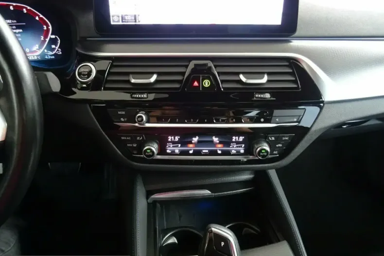 BMW 545 (Seria 5) din 2022 cu 83.050 km - oferta BMW252123 - foto 17