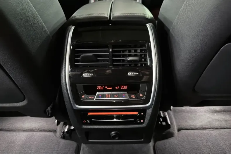 BMW X6 (Seria X) din 2023 cu 54.700 km - oferta BMW252124 - foto 17