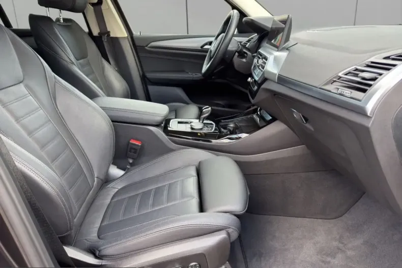 BMW X3 (Seria X) din 2024 cu 22.288 km - oferta BMW252127 - foto 5