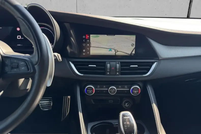 Alfa Romeo Giulia din 2024 cu 40.520 km - oferta ALF252129 - foto 12