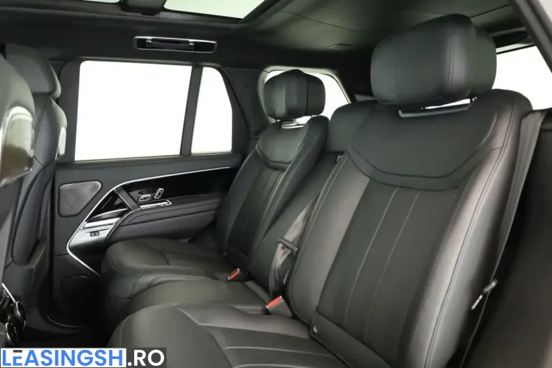 Land Rover Range Rover din 2024 cu 39.300 km - oferta LAN252133 - foto 18