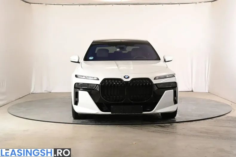 BMW 740 (Seria 7) din 2025 cu 6.420 km - oferta BMW252137 - foto 7