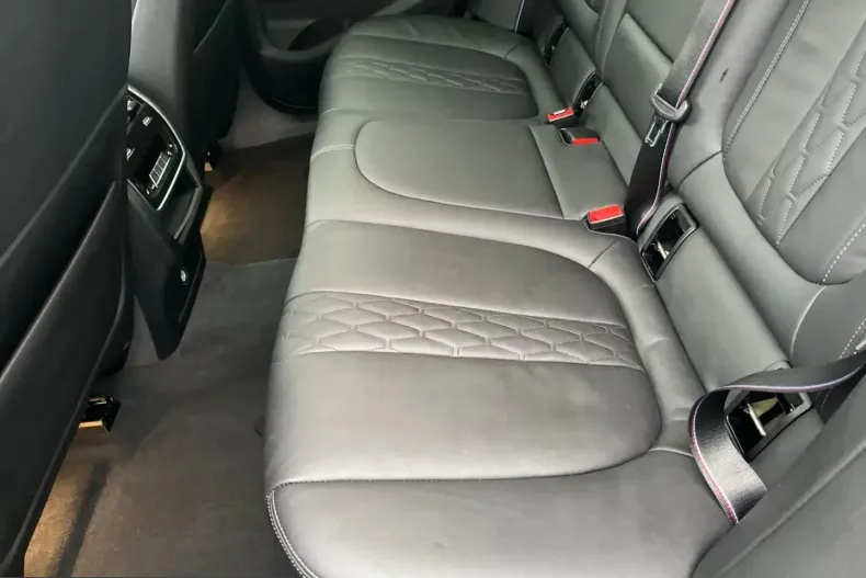 BMW X6 (Seria X) din 2023 cu 95.990 km - oferta BMW252138 - foto 31