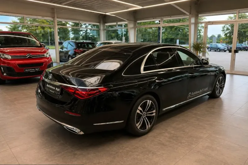 Mercedes-Benz S 350 (Clasa S) din 2023 cu 16.000 km - oferta MER252139 - foto 17