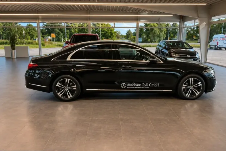 Mercedes-Benz S 350 (Clasa S) din 2023 cu 16.000 km - oferta MER252139 - foto 18