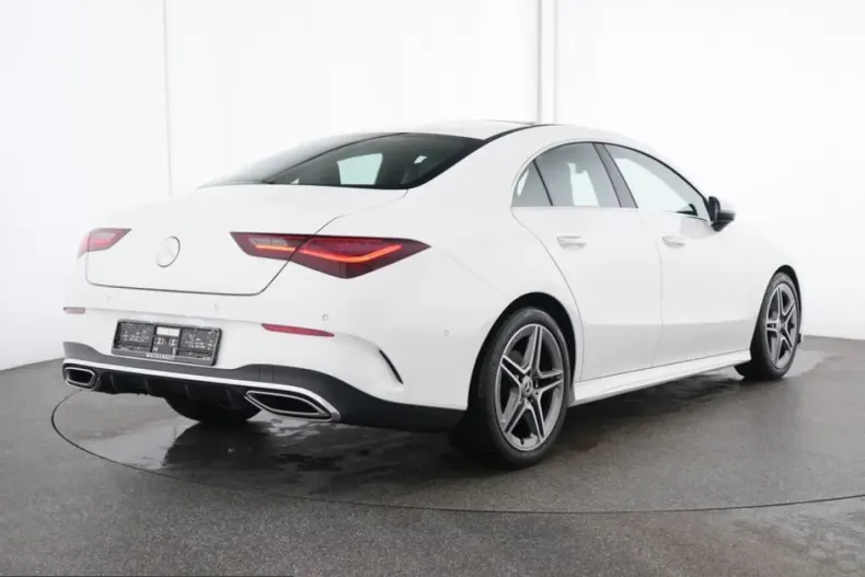 Mercedes-Benz CLA 180 (Clasa CLA) din 2025 cu 15.987 km - oferta MER252140 - foto 3