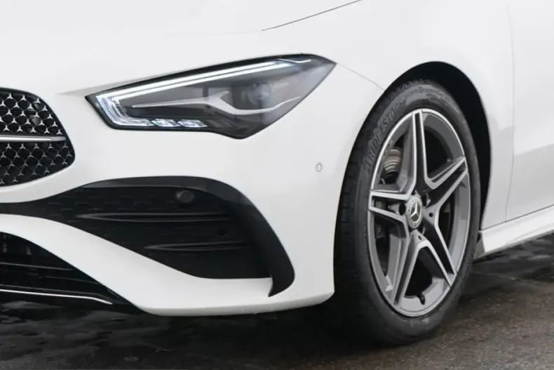 Mercedes-Benz CLA 180 (Clasa CLA) din 2025 cu 15.987 km - oferta MER252140 - foto 5