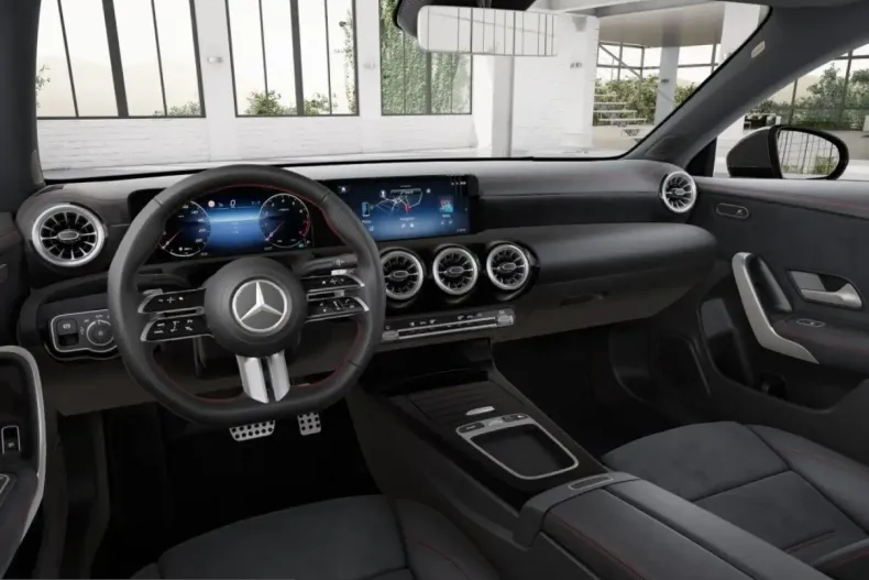 Mercedes-Benz CLA 180 (Clasa CLA) din 2025 cu 24.670 km - oferta MER252142 - foto 2