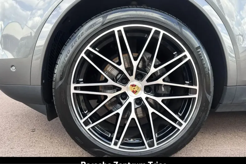 Porsche Cayenne din 2023 cu 39.000 km - oferta POR252146 - foto 8