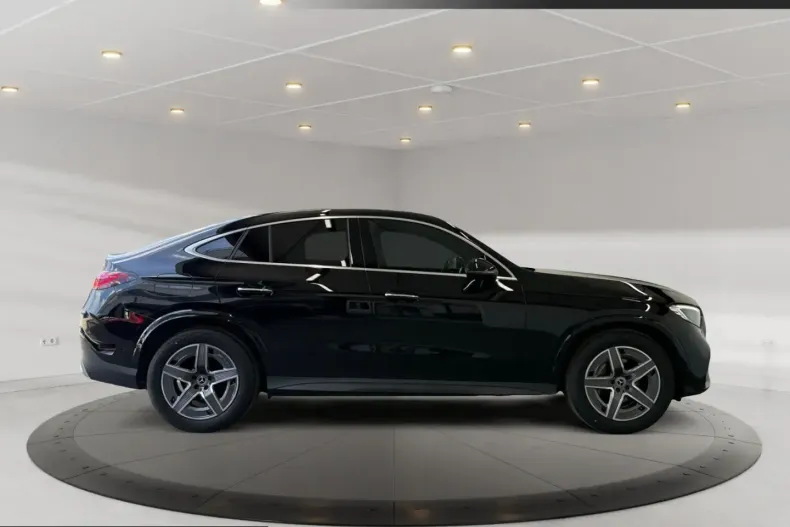 Mercedes-Benz GLC 300 (Clasa GLC) din 2023 cu 14.500 km - oferta MER252149 - foto 5