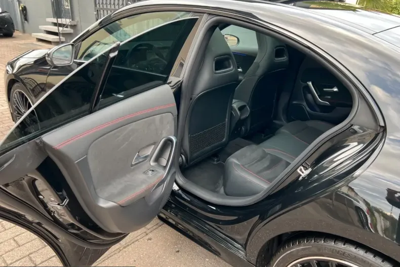 Mercedes-Benz CLA 180 (Clasa CLA) din 2025 cu 24.424 km - oferta MER252152 - foto 15