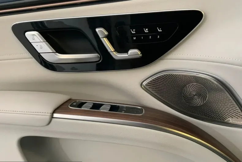 Mercedes-Benz EQS (Clasa S) din 2023 cu 39.462 km - oferta MER252154 - foto 10
