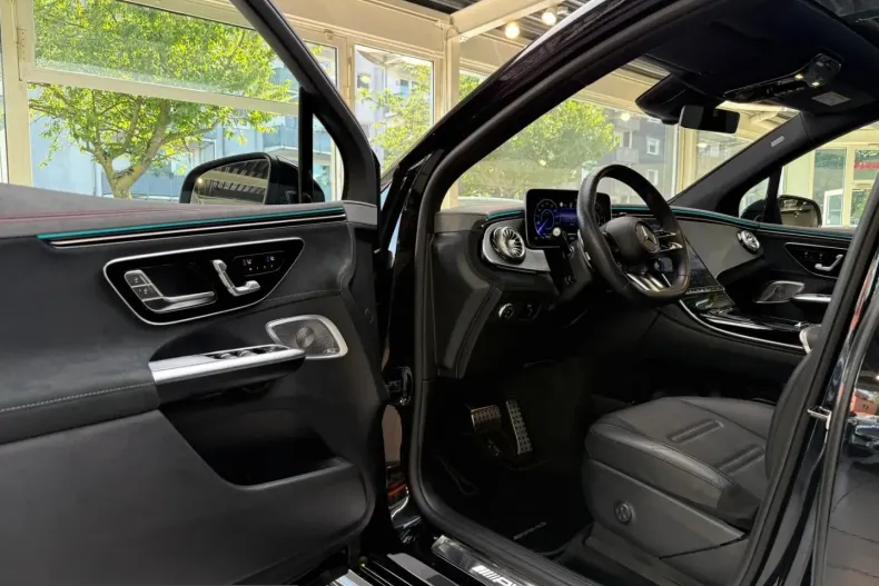 Mercedes-Benz EQE (Clasa E) din 2024 cu 17.000 km - oferta MER252155 - foto 9